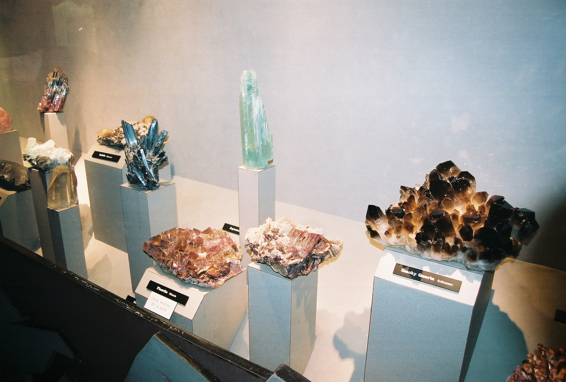 Mineral Display Lizzadro Museum of Lapidary Art