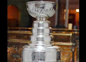 Did You Know? The last time the Blackhawks won the Stanley Cup at home was in 1938