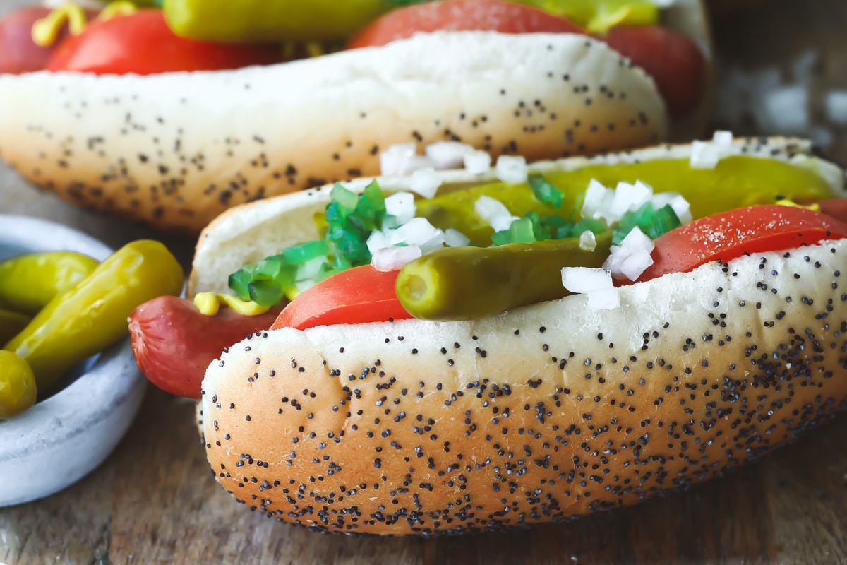 Chicago Style Hot Dogs Culinary Hill 1200x800 1