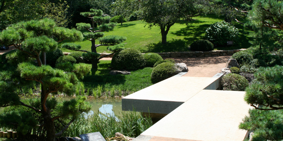 Chicago Botanic Garden Zig Zag Bridger